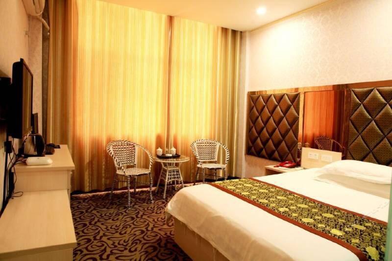 Wudangshan Jianpuzhai Hotel Danjiangkou Екстериор снимка