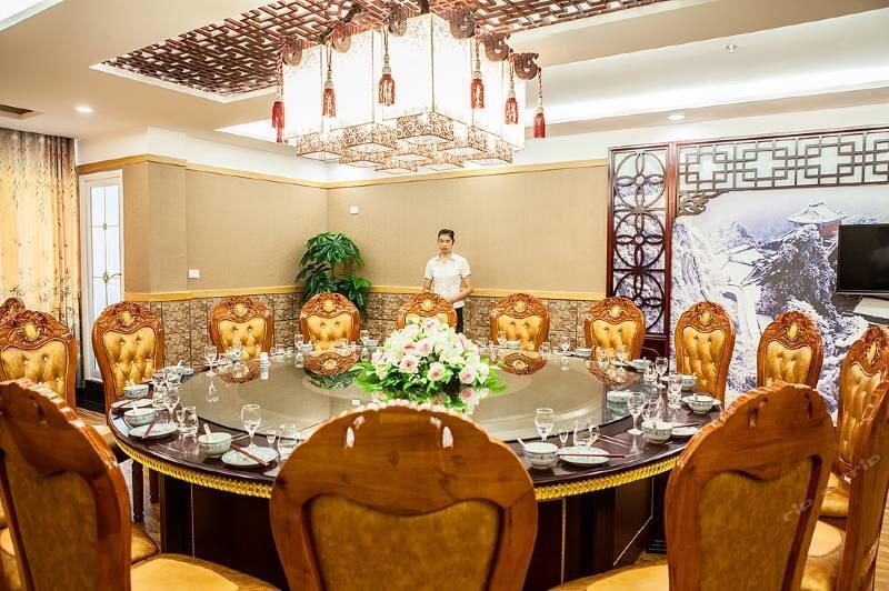 Wudangshan Jianpuzhai Hotel Danjiangkou Екстериор снимка