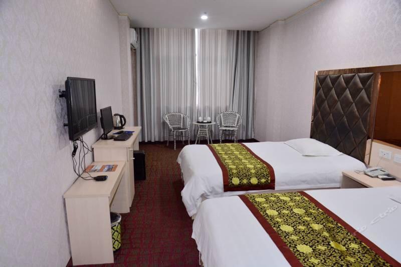 Wudangshan Jianpuzhai Hotel Danjiangkou Екстериор снимка