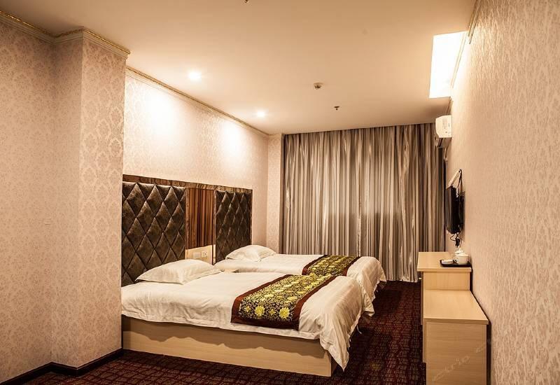 Wudangshan Jianpuzhai Hotel Danjiangkou Екстериор снимка